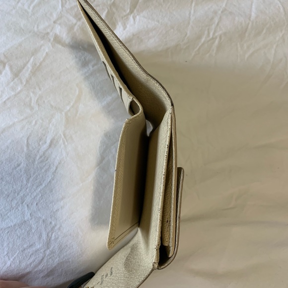 AUTHENTIC Louis Vuitton Damier Azur Elise Wallet - Picture 9 of 13